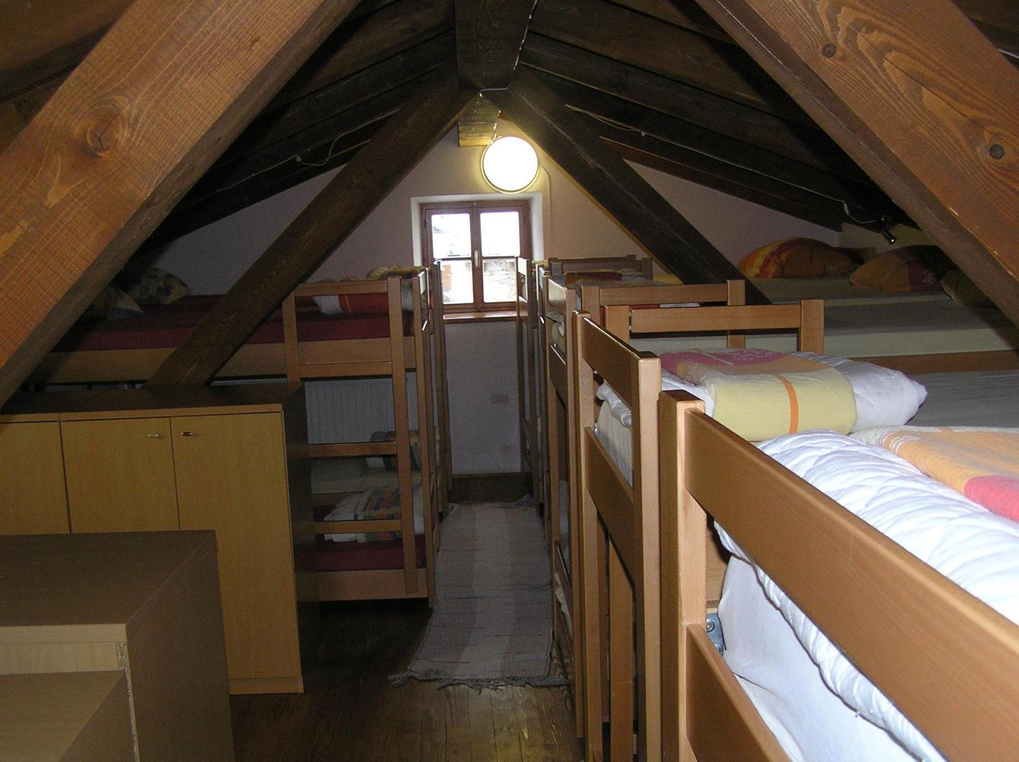 Pliskovica Youth Hostel Buitenkant foto
