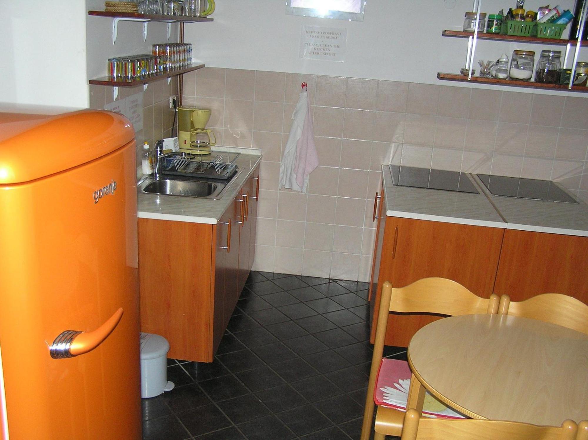 Pliskovica Youth Hostel Buitenkant foto